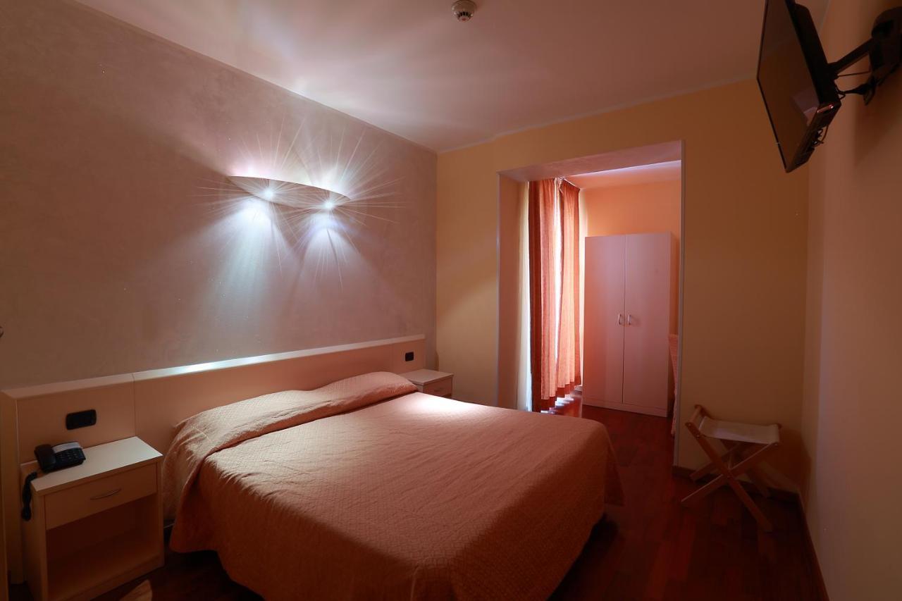Caprice Hotel Avigliana Ngoại thất bức ảnh