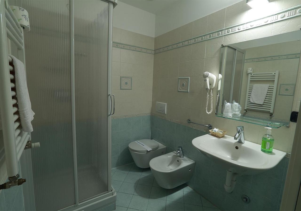 Caprice Hotel Avigliana Ngoại thất bức ảnh