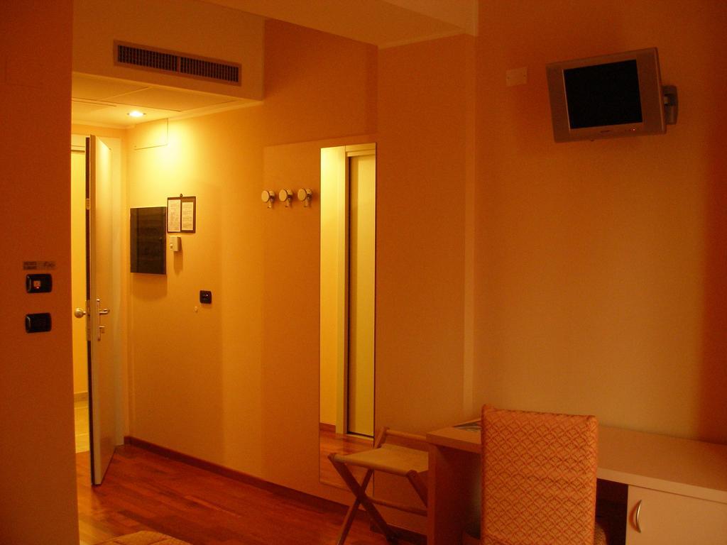 Caprice Hotel Avigliana Ngoại thất bức ảnh